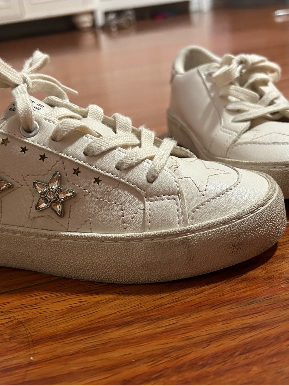 Zara Cream Star Embellished Kids Sneakers